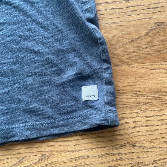 Mens Vuori pocket tshirt size large - Picture 5 of 5